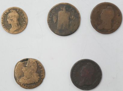 null France. Revolution.

5 Coins partially erased.

Sol aux Balances 1793, 2-Décime...