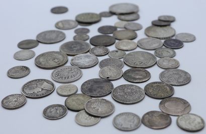 null Set of 52 Foreign Coins Silver.

Various titles to the thousandth (925, 900,...