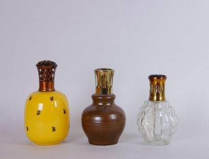 null BERGER Made in France

Set of 3 molded glass and yellow ceramic odor lamps with...