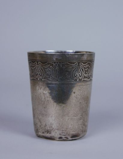 null Timbale out of silver 925 thousandths with decoration of a frieze of stylized...