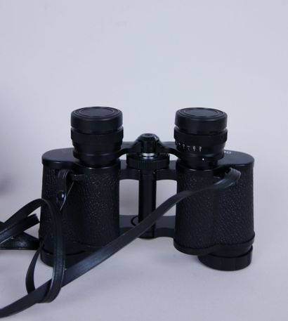 null Lot of binoculars including: 

HELLES Paris. Pair of 7x50 optic treated binoculars...