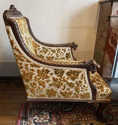 null Pair of armchairs in carved wood with openwork decoration of ideograms, the...