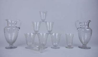 null BACCARAT

Service of 36 glasses model "Michelangelo" out of crystal with engraved...