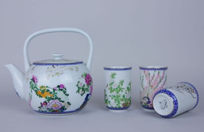 null Porcelain tea set from the collection "The oriental cups of the Twelve Flowers...