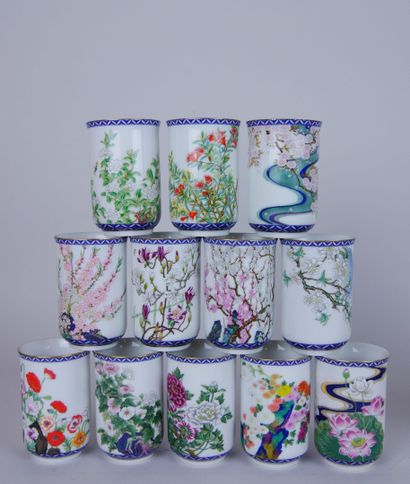 null Service à thé en porcelaine de la collection « Les tasses orientales des Douze...