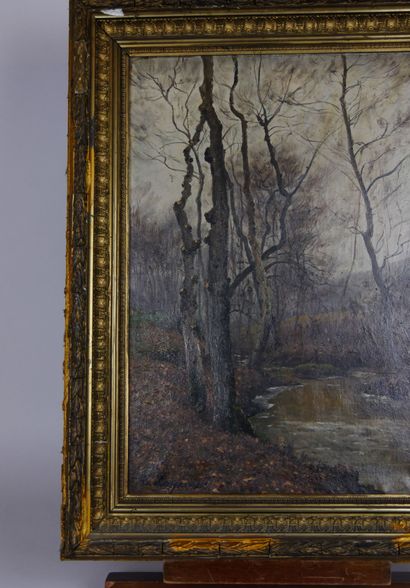 null Théodore LESPINASSE (1846-1918)

Paysage de sous-bois avec rivière en hiver.

Huile...