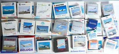 null LOT OF 40 MODELS OF AIRLINERS

French and foreign companies in scales 1/500th,...