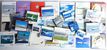 null LOT OF 35 SCALE MODELS OF AIRLINERS

French and foreign companies in scales...