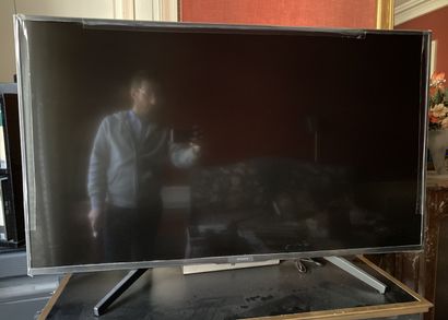 null SONY Bravia 

Television model KD 49XF7096 

126 cm diagonal. 

Wiring and working...