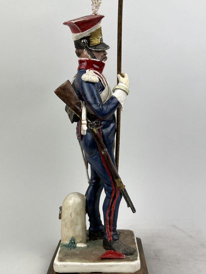 null Bernard BELLUC (1949 - )

Lancier Polonais de la Garde 1812

Figurine en faïence...