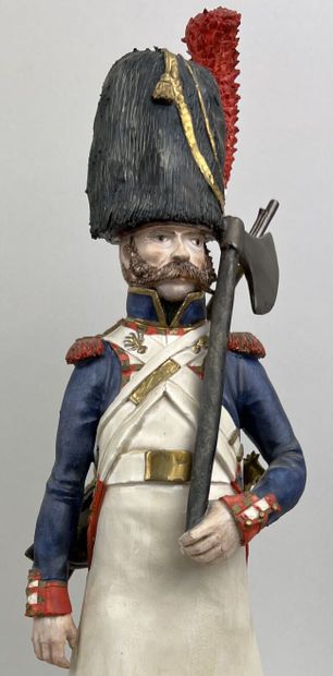 null Bernard BELLUC (1949 - )

Sapeur Grenadier de la Garde 1809

Figurine en faïence...