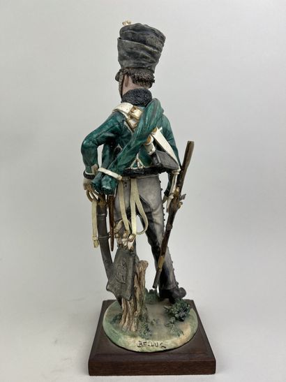 null Bernard BELLUC (1949 - )

Garde de d'Honneur 1814 ( tenue de campagne) 

Figurine...