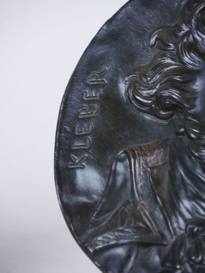 null DAVID D'ANGERS, Pierre-Jean (1788-1856):

Kléber, bronze medallion with brown...