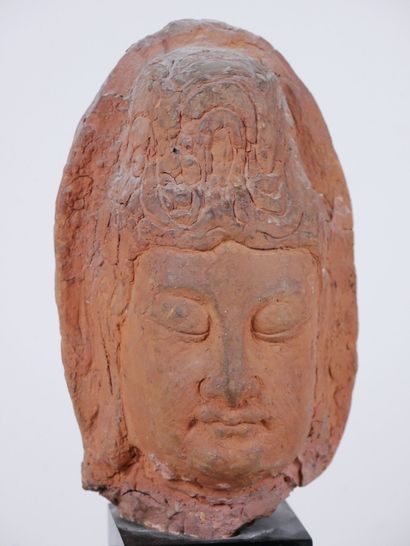 null Martine COUSINET (Born 1927) 

Head of Buddha 

Terracotta sculpture signed...