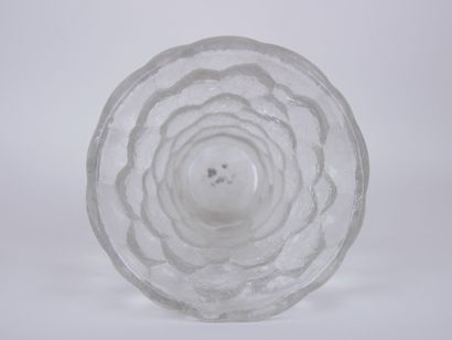 null Pierre D'AVESN (1901 - 1990) Made in France 

Vase in cracked glass of conical...