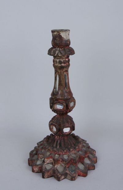 null Suite of 3 elements in carved wood including : 

A polychrome carved wood fire...