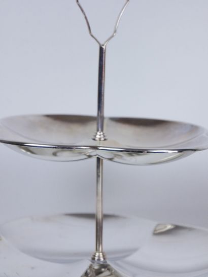 null Part of service in silver plated metal of Art Deco style including : 

 - 12...