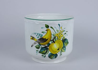 null VILLEROY & BOCH Septfontaines

Porcelain cover-pot with polychrome decoration...