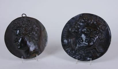 null DAVID D'ANGERS, Pierre-Jean (1788-1856):

Kléber, bronze medallion with brown...