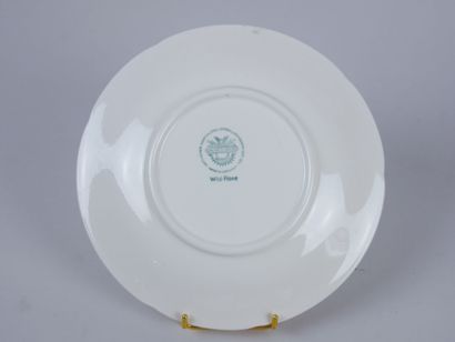 null VILLEROY & BOCH

Part of table service in earthenware model "wild rose" including...