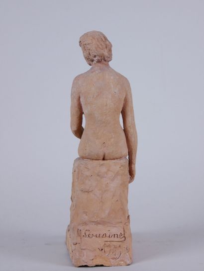 null Marguerite COUSINET (1886- 1970) 

The model 

Terracotta sculpture signed on...