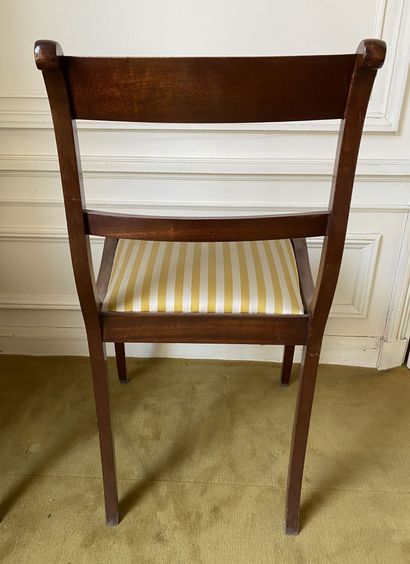 null Suite of two chairs in mahogany, back with bars of light wood inlaid in frames...