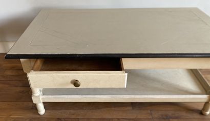 null Rectangular coffee table in beige and black lacquered wood opening to a drawer...