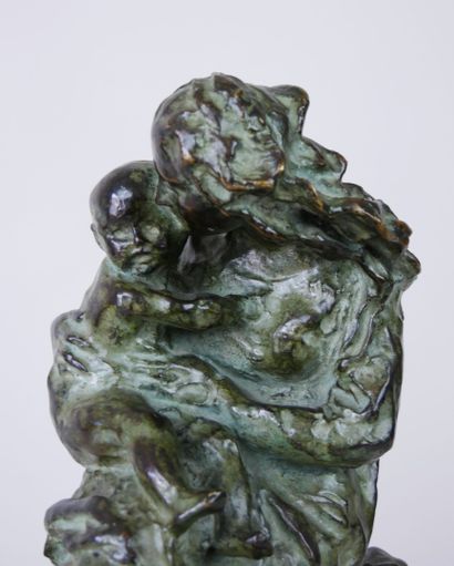 null École moderne du XXème siècle 

Maternité

Sculpture en bronze à patine verte...