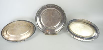 null BOULENGER - CHRISTOFLE & DELOR

Set of 3 oval trays in plain silver plated metal...