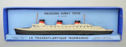 null DINKY TOYS MECCANO Made in France 

Le transatlantique NORMANDIE

Dimensions...