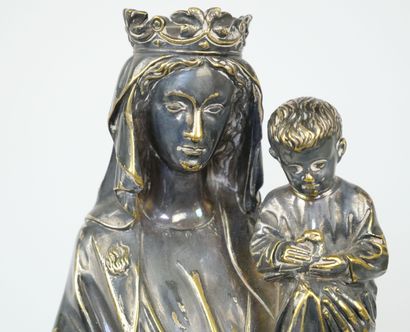 null Edmond LESAGE Orfèvre à Paris 

Sculpture en bronze doré représentant une Vierge...