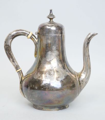 Small teapot in silver 925 thousandths, the...