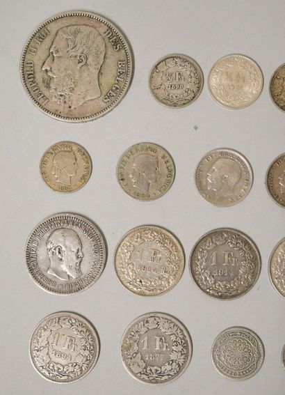 null Set of 21 Foreign Silver Coins.

3-Belgium: 5 Frs 1873, 1 Fr 1904 and partially...