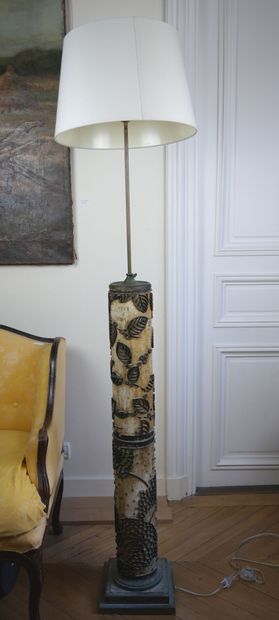 null Rouleau d'imprimerie en bois de forme cylindrique monté en lampe à décor de...