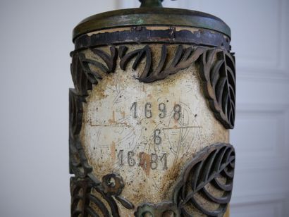 null Wooden printing scroll of cylindrical form mounted in lamp with flowers and...