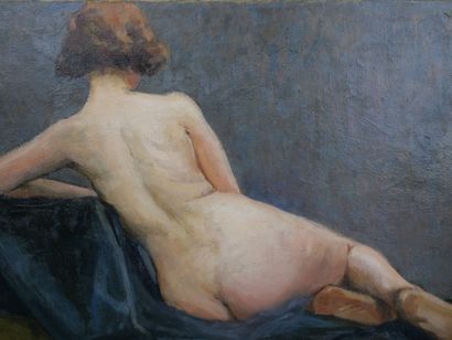 null School of the XXth century 

Reclining Nude from behind

Oil on canvas with...