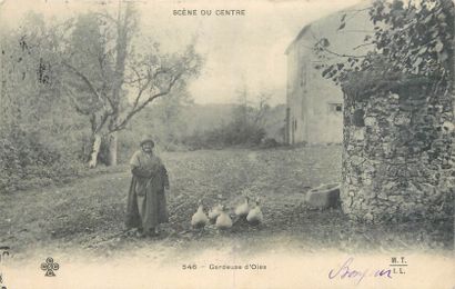 null 9 CARTES POSTALES VIE & TRAVAIL RURAL : Sélection Centre. "Types du Centre-Fille...