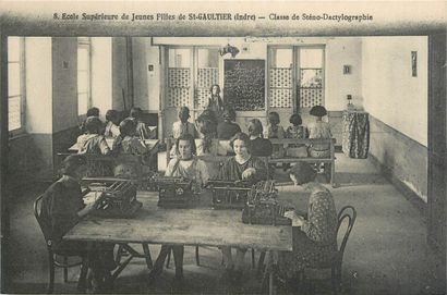 null 17 EDUCATION POSTCARDS: Indre selection. St Gaultier-Ecole Primaire Supérieure...