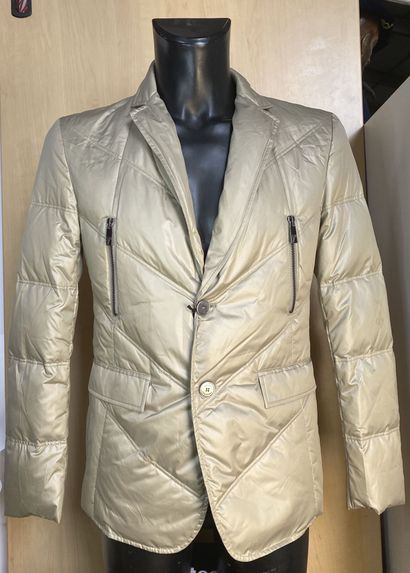 null VERSACE COLLECTION, Beige quilted jacket with pearly buttons, size 48 (Italian...