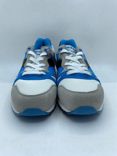 null DIADORA, Pair of sneakers model "S8000 NYL ITA" blue and gray, size 45

New...