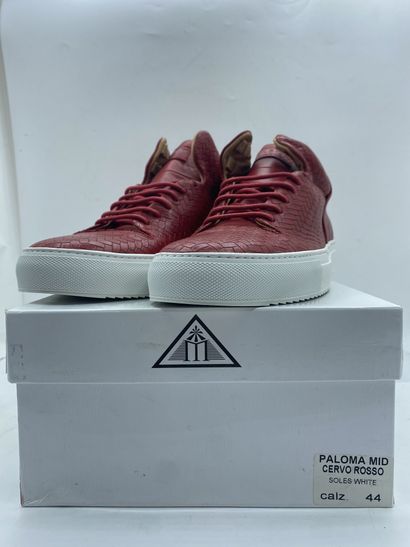 null MASON GARMENTS, Paire de sneakers modèle "Paloma Mid" rouge, taille 44

Neuves...