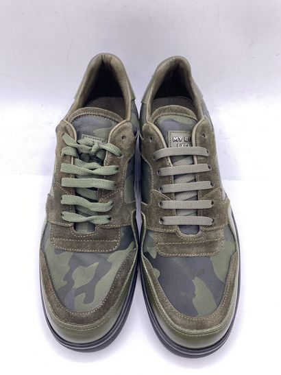 null MY BRAND EXCLUSIVE, Pair of sneakers model "Camo Stud Runner" green khaki, size...