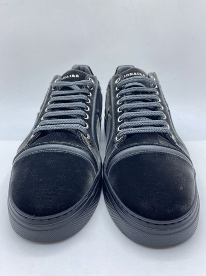 null BILLIONAIRE, Pair of sneakers model "Runner "Depp"" dark gray, size 43

New...