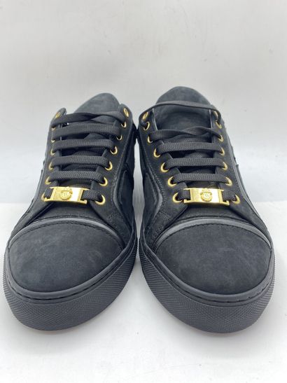 null BILLIONAIRE, Paire de sneakers modèle "Lo-Top Sneackers «steven»" noir taille...
