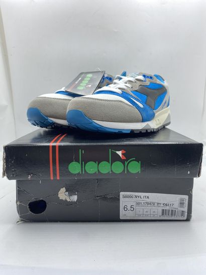 null DIADORA, Pair of sneakers model "S8000 NYL ITA" blue and gray, size 40

New...