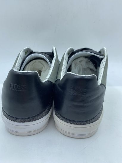null BOSS (HUGO BOSS), Pair of sneakers model "Attain" black and grey, size 43

Fitting...