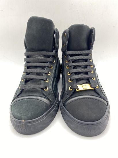 null BILLIONAIRE, Paire de sneakers modèle "Mid-Top Sneackers «robby»" noir taille...