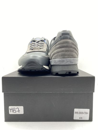 null MY BRAND EXCLUSIVE, Paire de sneakers modèle "MBB-SN009-IT004" gris, taille...