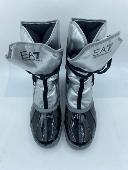 null EA7 EMPORIO ARMANI, Pair of black and silver après-ski, size 42.5

New in box...