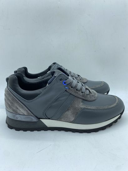 null MY BRAND EXCLUSIVE, Pair of sneakers model "MBB-SN009-IT004" grey, size 44

New...